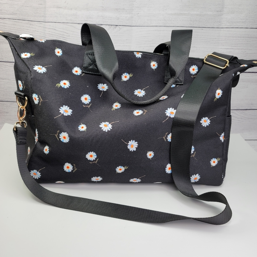 Alice and Olivia by Stacey Bendet Daisy Duffle Weekender Bag